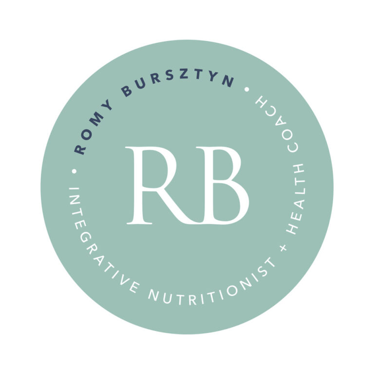 Romy Bursztyn   round logo reversed 768x768